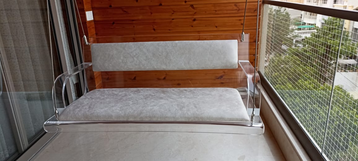 Acrylic Transparent Plain 4 ft swing with cushion and rope wire